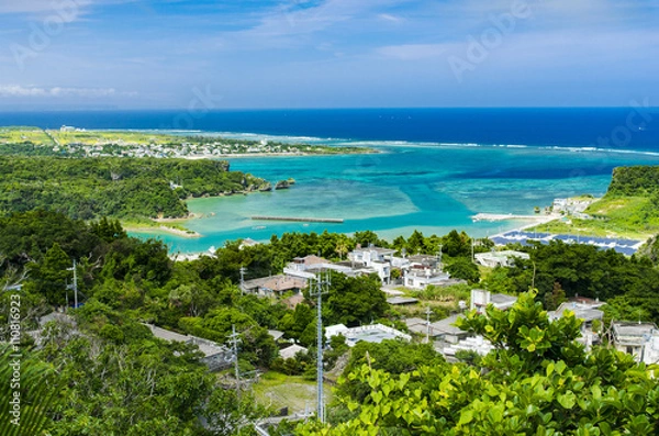 Fototapeta 沖縄 うるま市 宮城島　シヌグ堂バンタからの眺め
