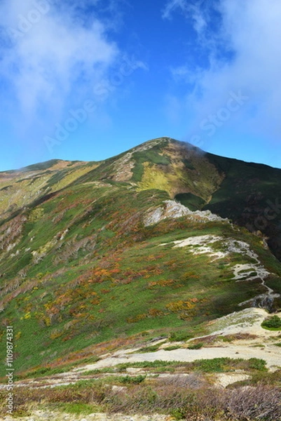 Fototapeta 紅葉の日本百名山「飯豊山」
