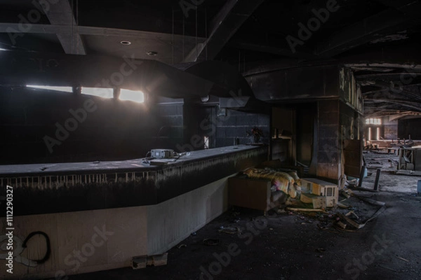 Fototapeta 廃墟となったリゾートホテルの内観