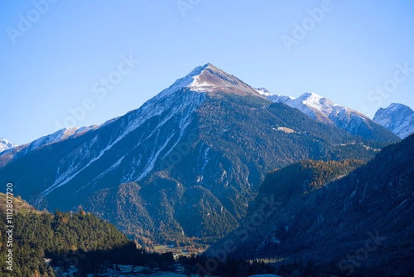 Obraz Scenic rural landscape at Albula Valley seen from mountain village of Brienz on a sunny autumn day. Photo taken November 15th, 2024, Brienz Brinzauls Albula, Switzerland.