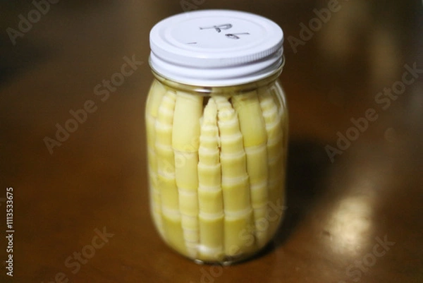 Fototapeta 瓶詰した根曲がり竹