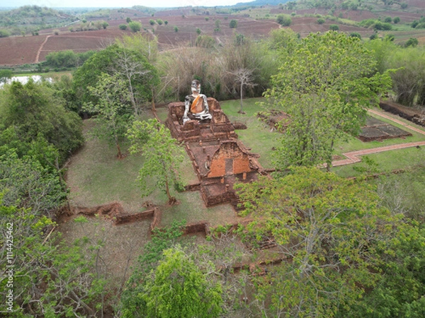 Obraz Wat Pa Daeng is an archaeological site in Thailand's Chiang Rai province.