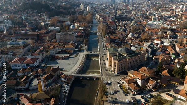Obraz arieal view of Sarajevo and river Miljacka near Town hall Vijecnica 