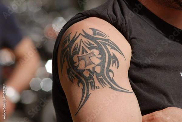 Fototapeta Tatuaggio braccio