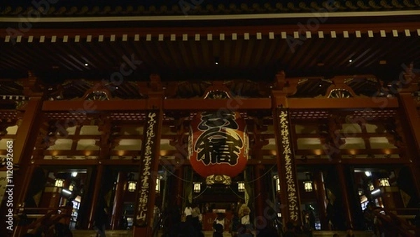 Fototapeta 浅草雷門観光。浅草寺