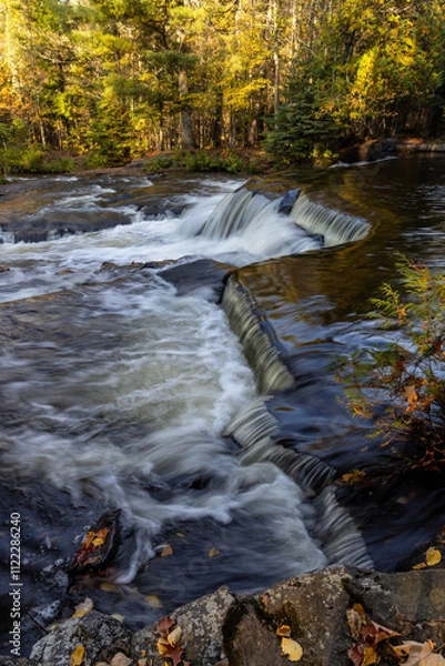 Obraz Michigan's Upper Bond Falls in Autumn Season