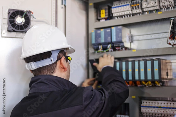Fototapeta Closeup man worker