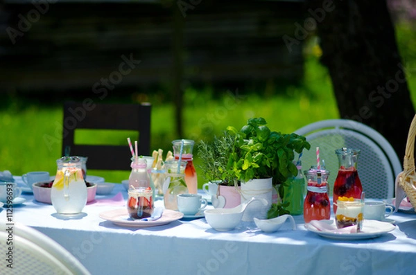 Obraz Gartenparty Tischdeko
