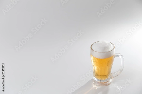 Fototapeta ビール・白バック