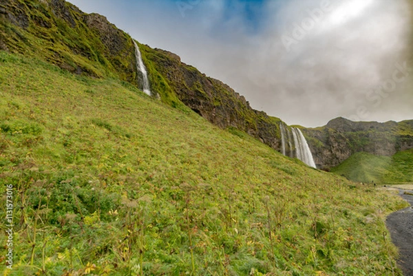 Fototapeta spectacular Seljalandsfoss waterfall in Iceland
