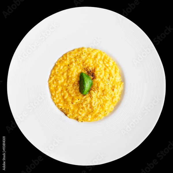 Obraz Risotto z szafranem, na białym tle
