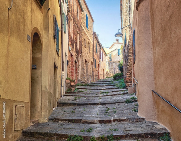 Obraz alte Treppe in einer alten Stadt in der Toskana