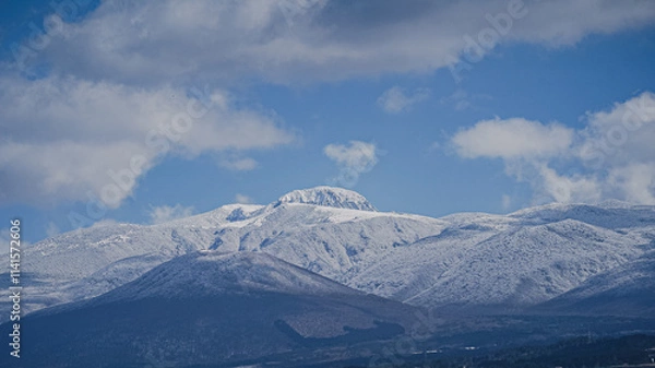 Fototapeta mountains in the snow