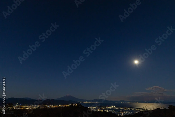 Fototapeta 日本平夢テラスから月景色