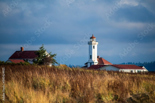 Obraz Point Wilson Light is an active aid to navigation located in Fort Worden State Park near Port Townsend, Washington. Overlooking the entrance to Admiralty Inlet and the Strait of Juan de Fuca. 