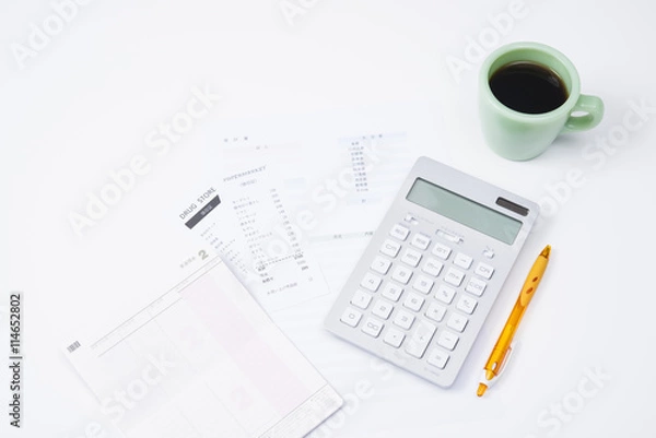 Fototapeta レシートで家計チェック