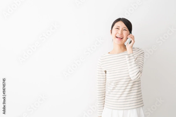 Fototapeta スマートフォン　女性