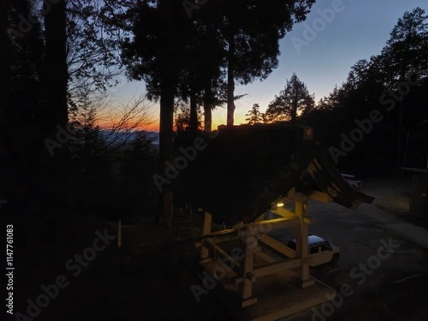 Obraz 三峯神社　夜明けの風景