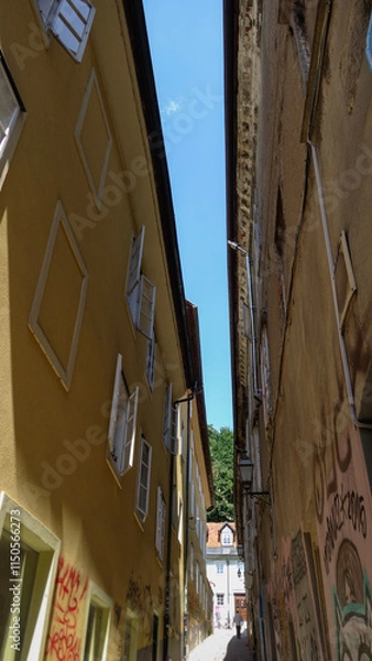 Fototapeta Ruelle étroite en Slovénie