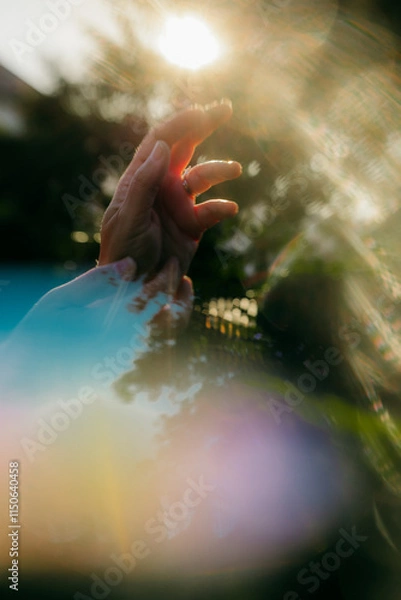 Fototapeta hands and light