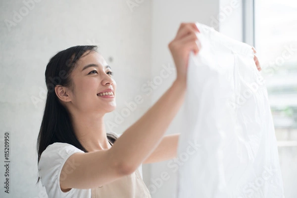 Obraz 洗濯する女性