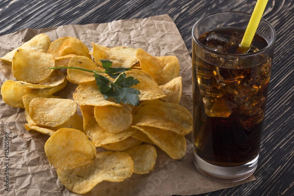 Obraz Potato chips with soda