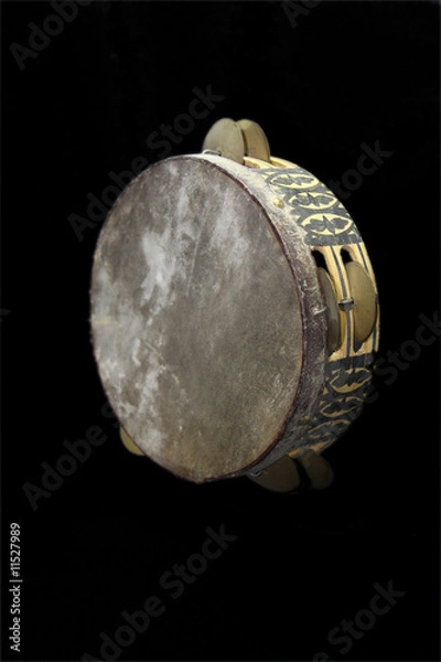 Obraz Tamborin vor schwarzen Hintergrund