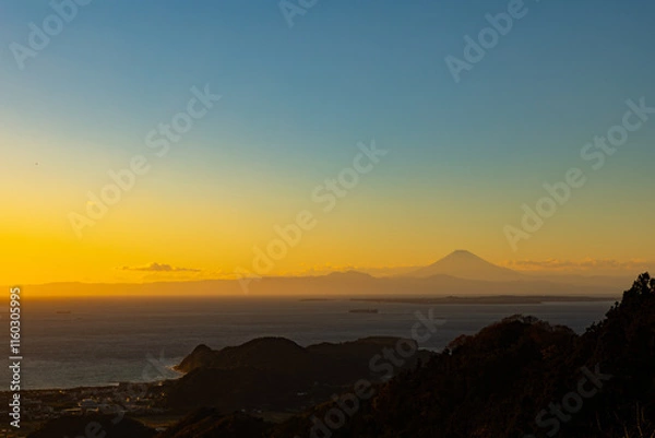 Fototapeta 夕焼けの富士山