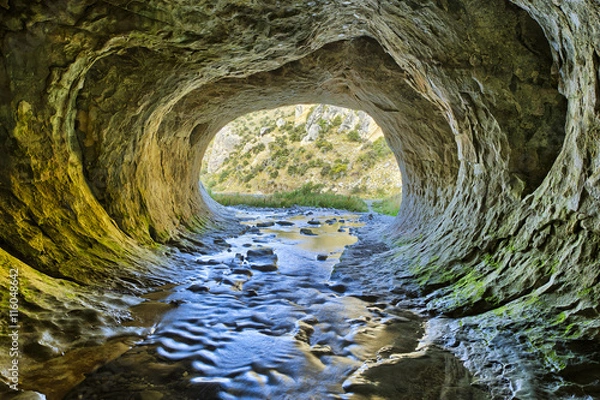 Obraz Underground river in Cave Stream Scenic Reserve