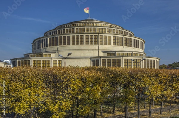 Obraz  Hala Stulecia (Hala Ludowa) w Wrocławiu wpisana na listę UNESCO.