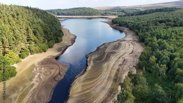 Obraz Nature’s Masterpiece: Langsett Reservoir and the Rolling Yorkshire Moors