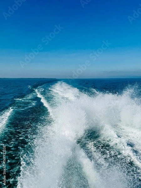 Fototapeta waves on the sea from a boat