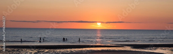 Fototapeta Sunset on beach in Eastham, Massachusetts on Cape Cod-Proportionate to Large Mobile Banner 