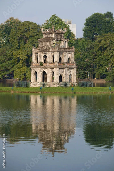 Fototapeta Tower Turtle with reflection closeup. Morning on the Hoan Kiem lake, Hanoi
