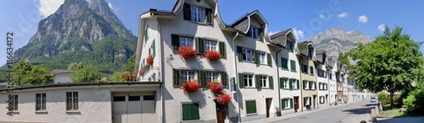 Fototapeta Glarus is the capital of the canton of Glarus in Switzerland, Glarus lies on the foot of the Glärnisch (part of the Schwyzer Alps)