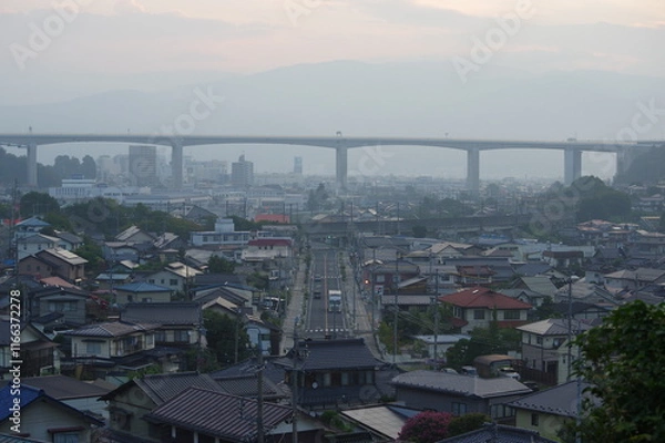 Fototapeta 高架橋と都市 K3DP1419