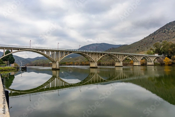 Obraz PÑuente Almirante Sarmiento Rodrigues en Barca D´Alva (Potugal)