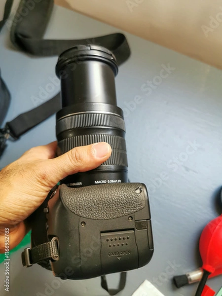 Obraz Close-Up of a Modern DSLR Camera Back Panel with LCD Screen and Controls