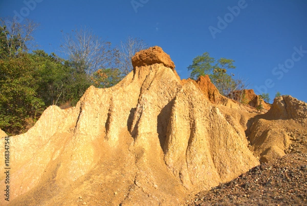 Fototapeta The subsidence of the soil has been going on for thousands of years. It is a beautiful natural place and a place for learning and eco-tourism.