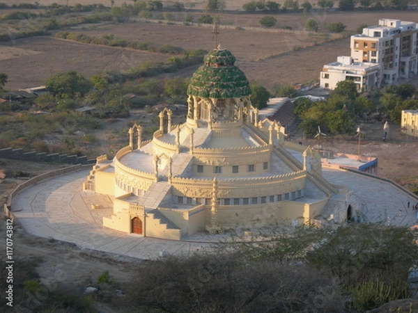 Fototapeta View of Palitana and Samovsaran Mandir - jain temple at the foot of Shatrunjaya hill. Palitana, Gujarat, India 