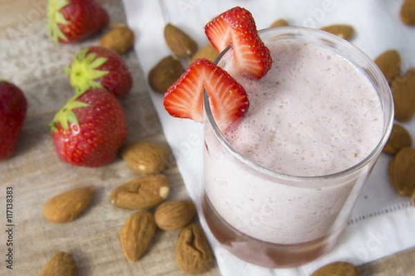 Fototapeta frullato alla fragola e composizione