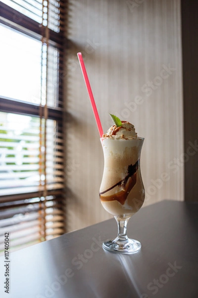 Fototapeta shake with cream