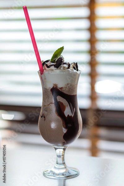 Fototapeta shake with cream