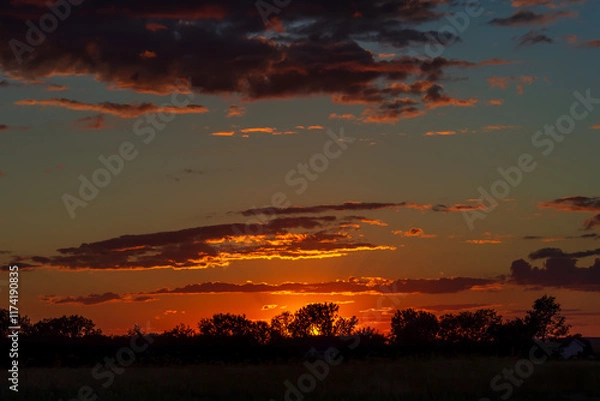 Obraz An golden-red Iowa sunset.