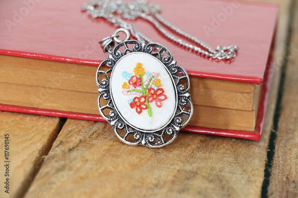 Obraz handmade necklace