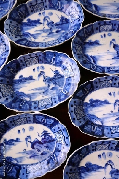 Obraz アンティークな日本の小さな皿