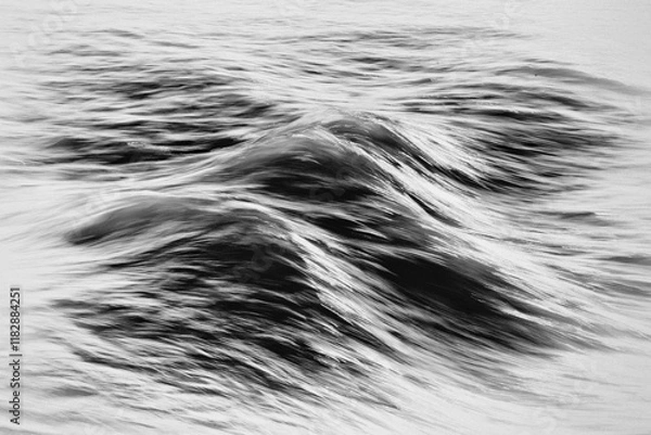 Fototapeta Mountain rivers flowing towards the Indian Ocean