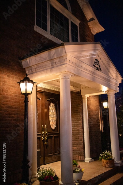 Fototapeta お屋敷　豪邸　フレンチレストラン　外観
