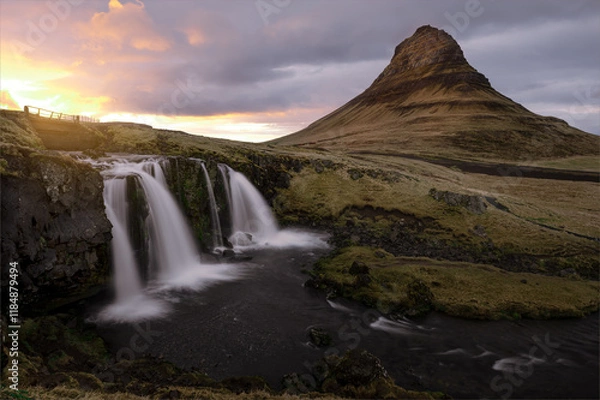 Fototapeta Kirkjefellfoss