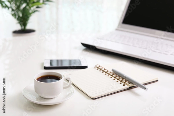 Obraz オフィスイメージ